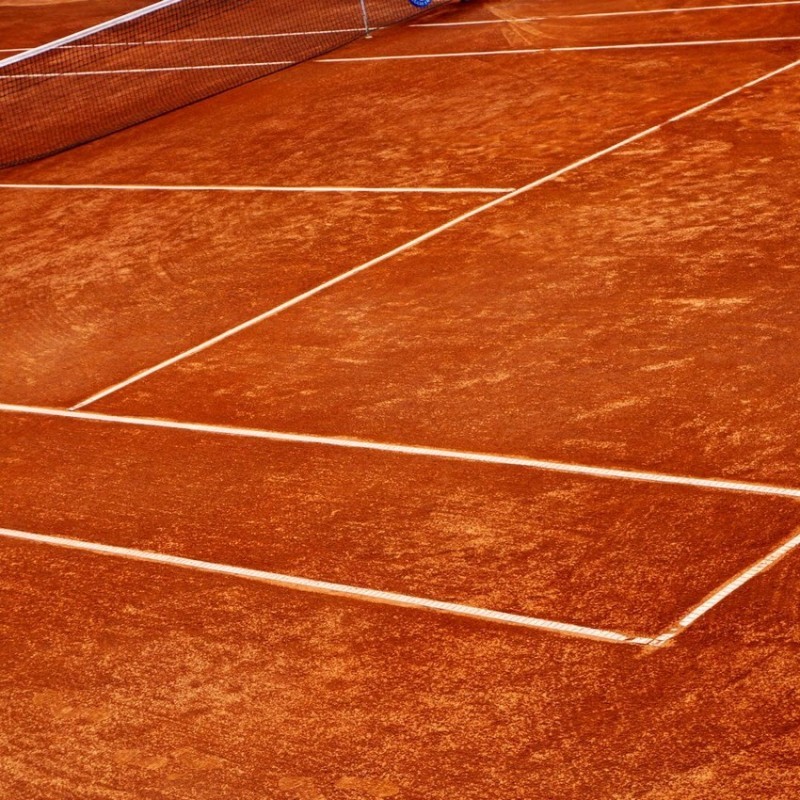 Campo in terra rossa