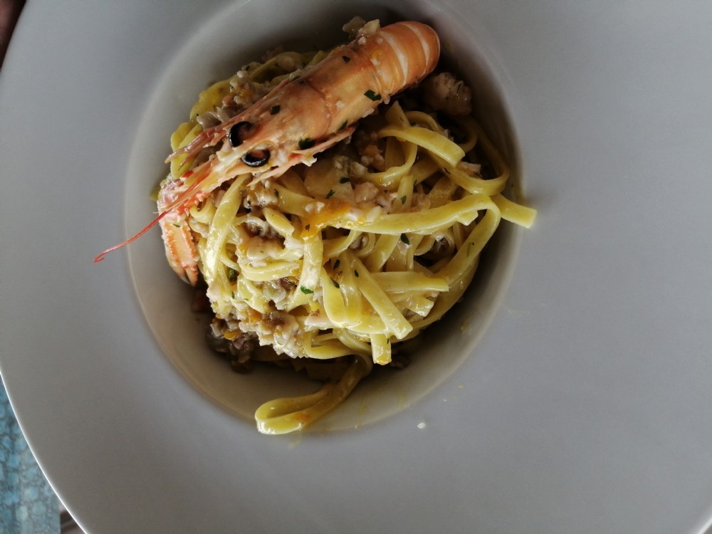 Tagliatelle al rag&ugrave; di mare