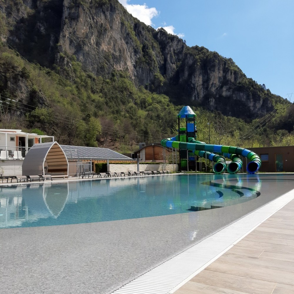 Piscina all’aperto