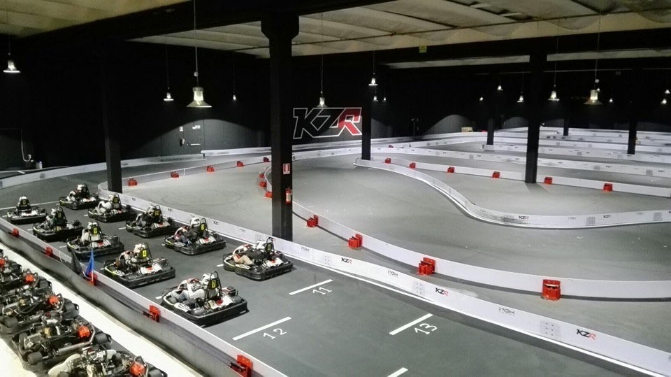 KZR - Noleggio go kart e pitbike al coperto