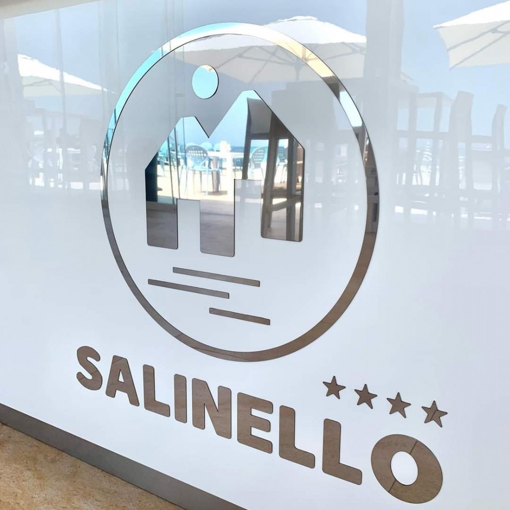 Chalet "Bianco Fronte Mare"